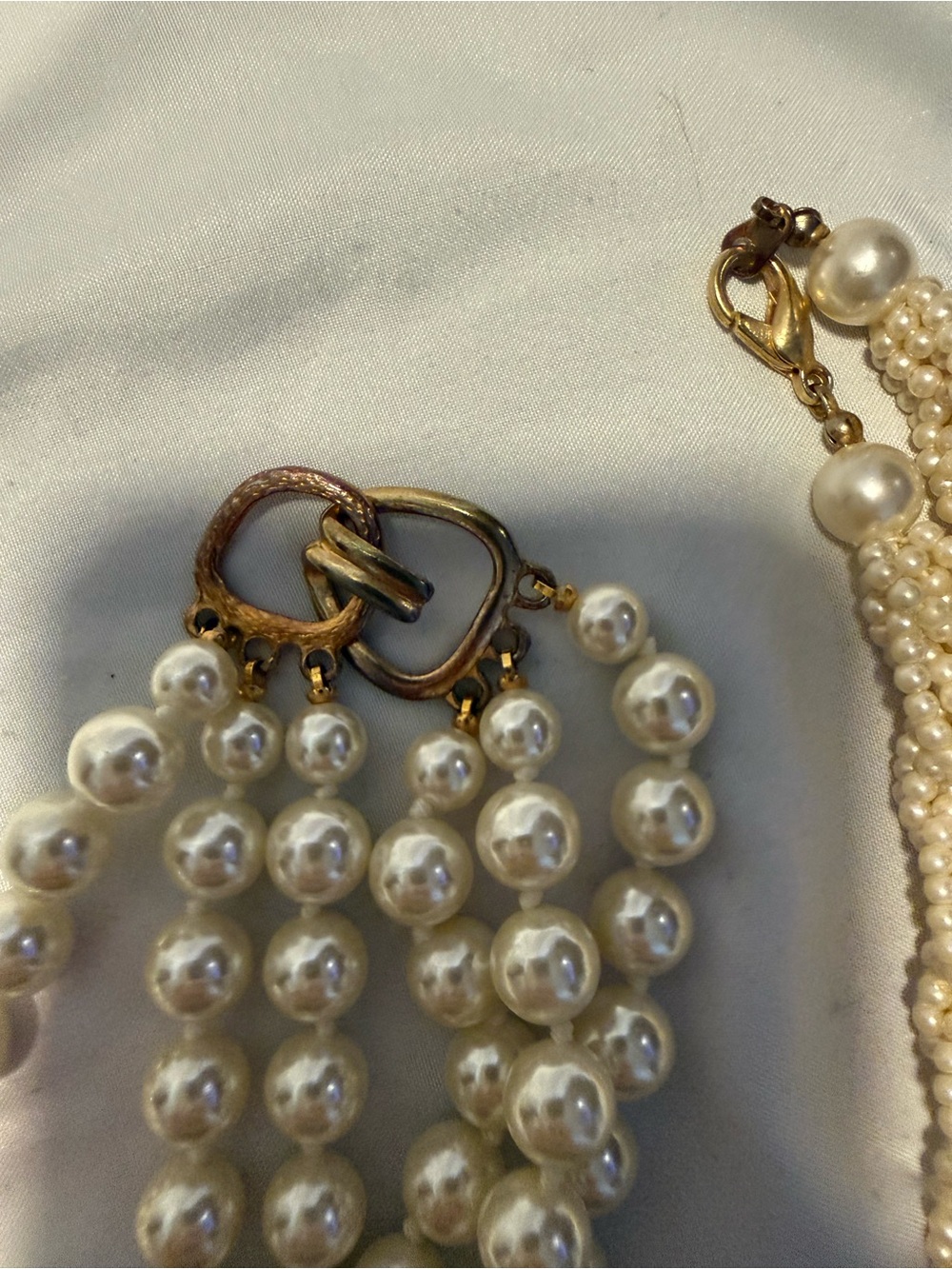 Vintage Pearl Costume Jewelry Lot - Picture 5 of 6